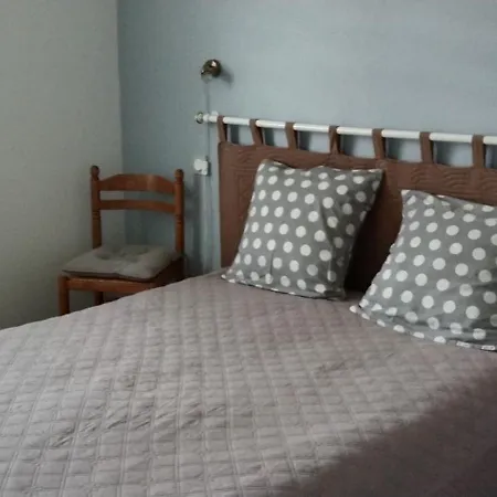 Maison Agreable Dans Le Blayais Cézac Esterno foto