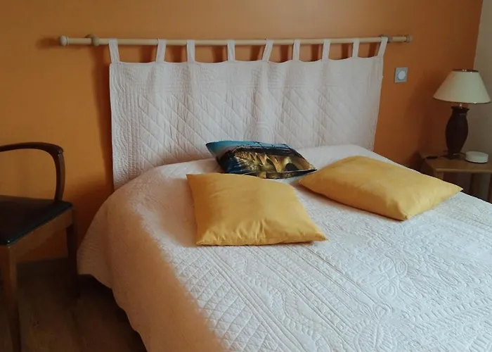 Maison Agreable Dans Le Blayais